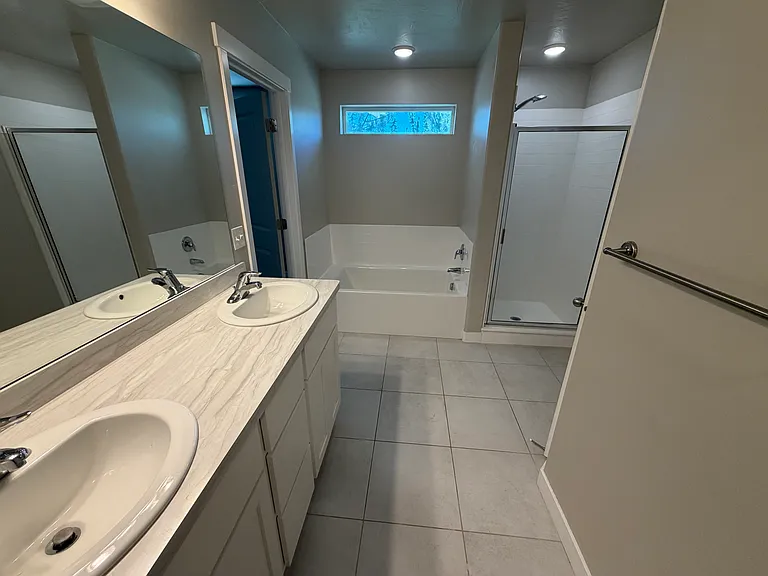 1138 S 1740 W — Photo 13