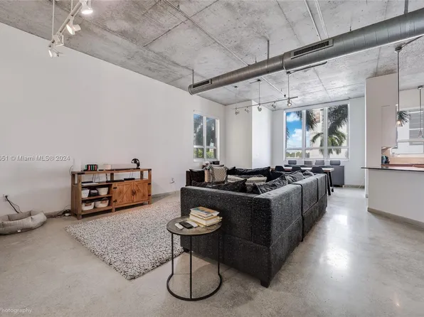 2001 Biscayne Blvd APT 2220, Miami, FL 33137