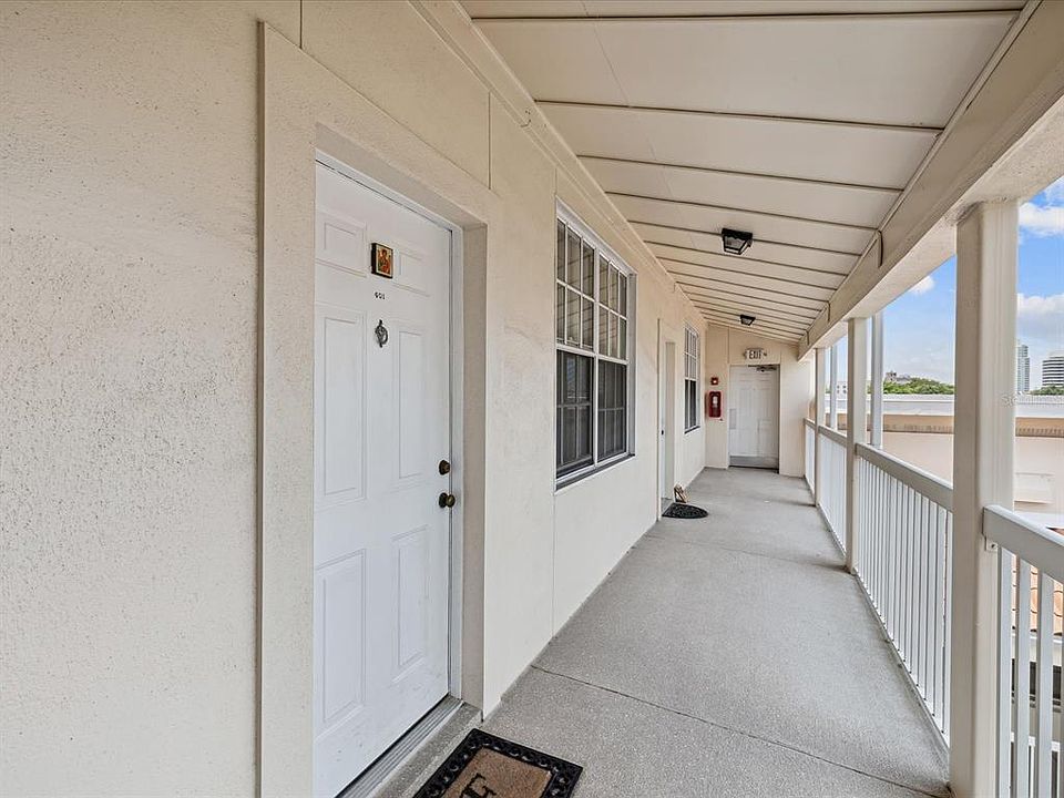 701 Mirror Lake Apartments Saint Petersburg, FL Zillow