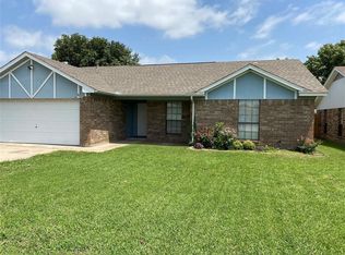 441 Hovenkamp St, Keller, TX 76248