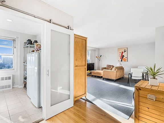 2nd image of 225 Saint Pauls Ave APT 14N
