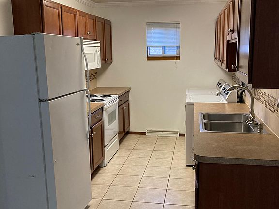 5th image of 3760 Ramada Dr