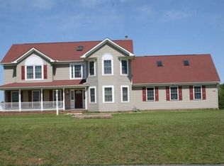 356 Plankwood Dr, Westminster, MD 21158