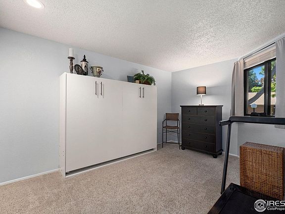 5th image of 1100 N Taft Ave #17