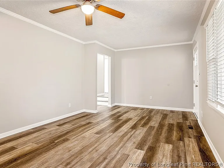 336 Cadmium Ct — Photo 6