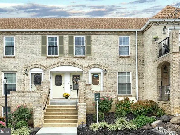 1000 Country Club Rd Unit A-10, York, PA 17403