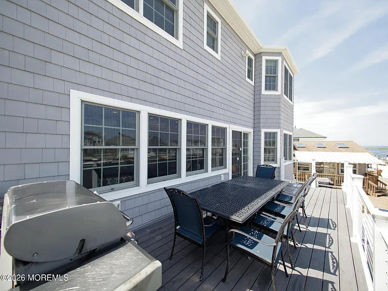 231 Bryn Mawr Ave — Photo 47