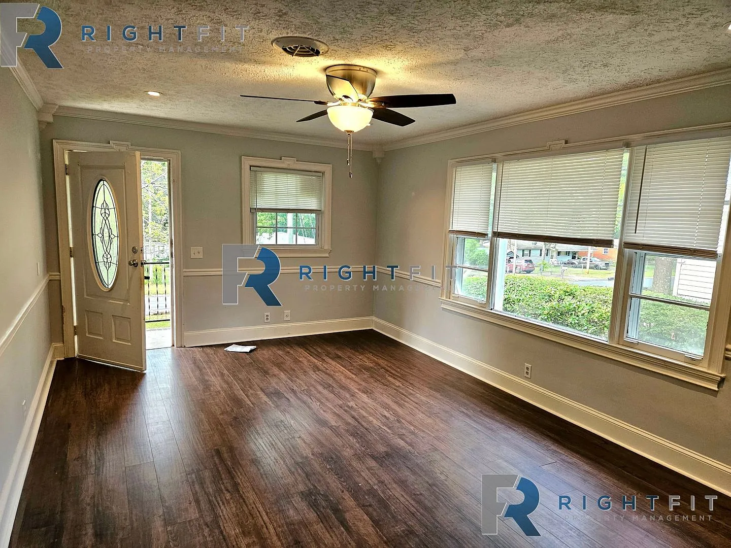 4 Bed 2 Bath Home in Columbus — Photo 2