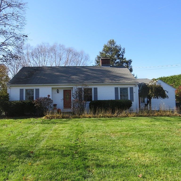 334 N Main St, South Hadley, MA 01075 Zillow