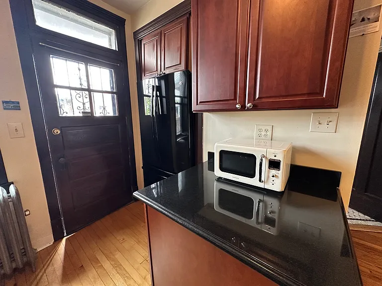 4616 N Sacramento Ave #3 — Photo 11