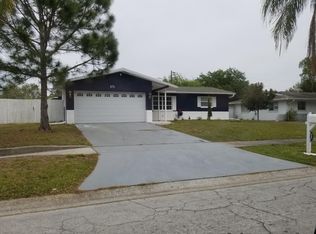 870 5th Ave NE, Largo, FL 33770