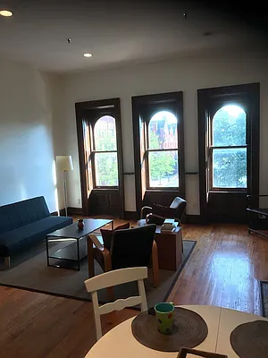 Rented by PLUSH REALTY Inc | media 13