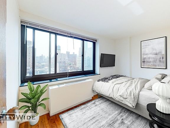 3rd image of 230 E 30th St APT 8c