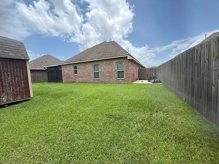 908 Lakehaven Dr — Photo 22