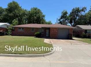 602 Armstrong St, Moore, OK 73160