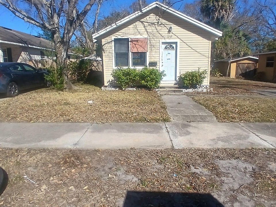 1st image of 1265 W 30TH Street