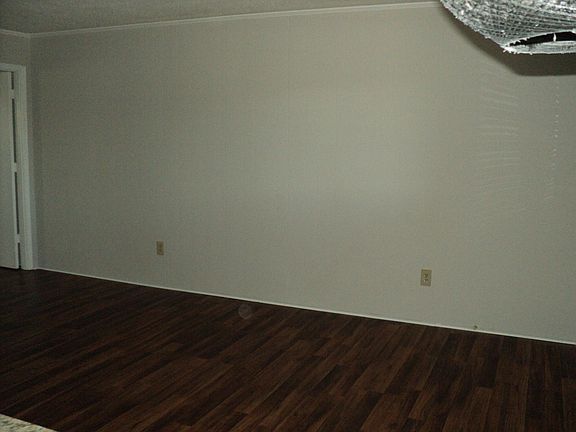 3rd image of 6501 Somerset Dr APT 2B