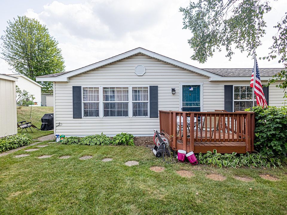 1st image of 1390 Birchview Dr