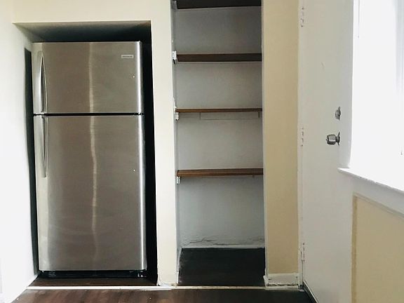 2nd image of 2917 W 24th Blvd #Uemzq912u