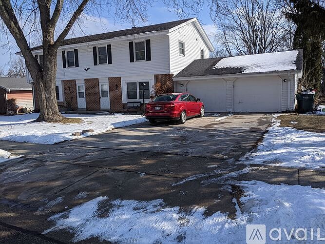 1st image of 1682 Highland Dr #2