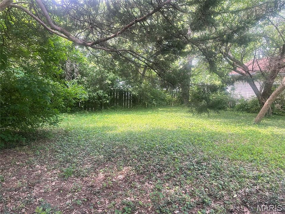 2nd image of 3413 Saint Ignatius Ln