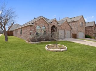 3968 Hunter Peak Rd, Fort Worth, TX 76115