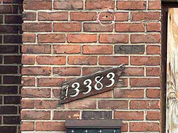 13383 Elmdale