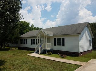 6047 Lake Wylie Rd, Lake Wylie, SC 29710