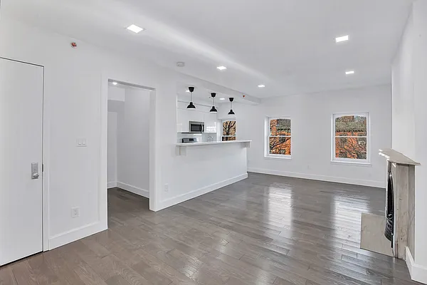 Rented by Douglas Elliman | media 20