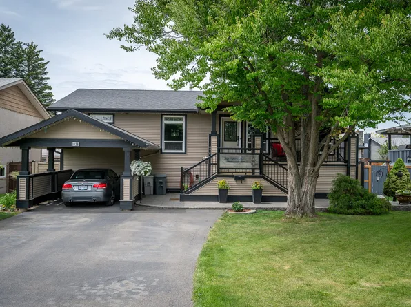 1026 Crestline St, Kamloops, BC V2B 5Y1