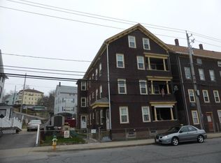 1861 N Main St APT 3, Fall River, MA 02720