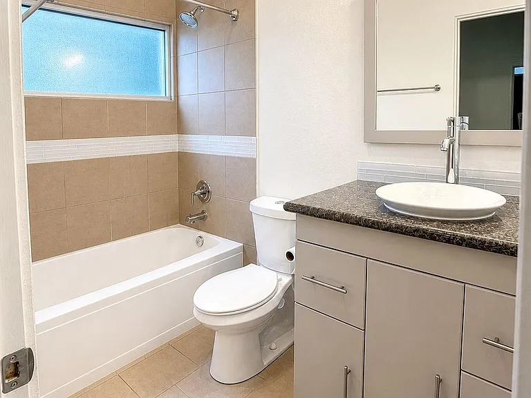 6014 Fairdale Ln #B — Photo 16