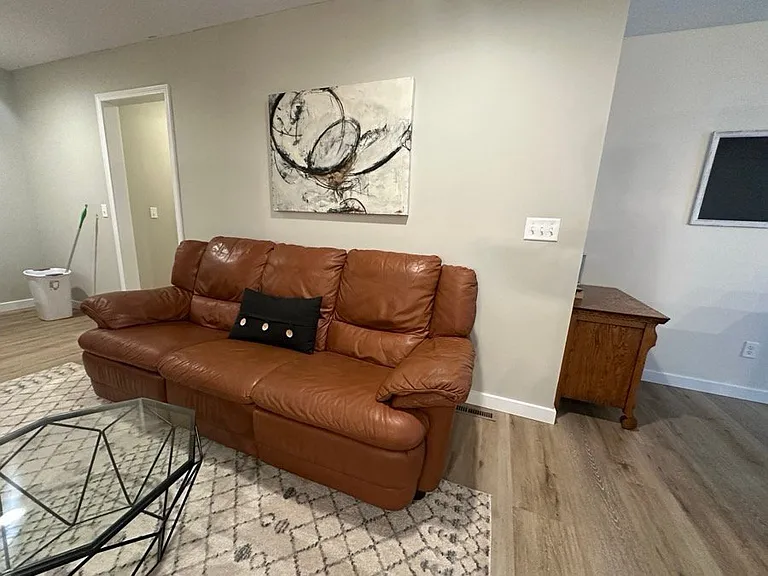 812 W Raynell St — Photo 18