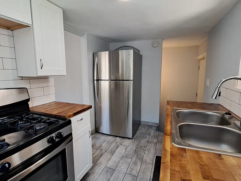 1594 W Alameda Ave — Photo 11
