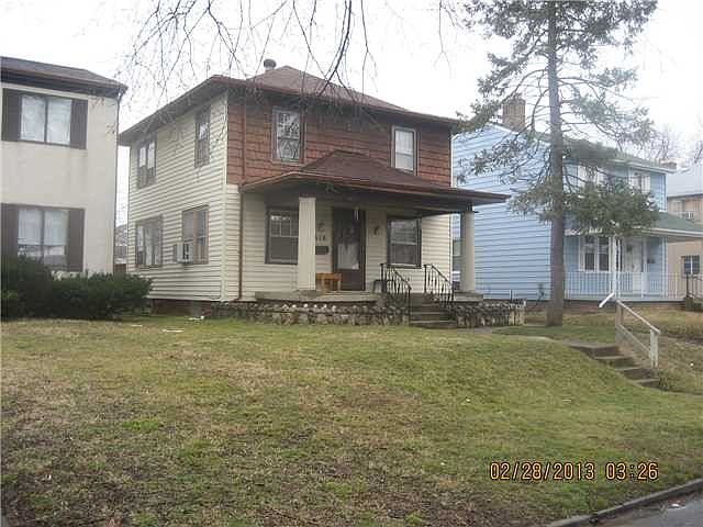 2nd image of 618 Wrexham Ave
