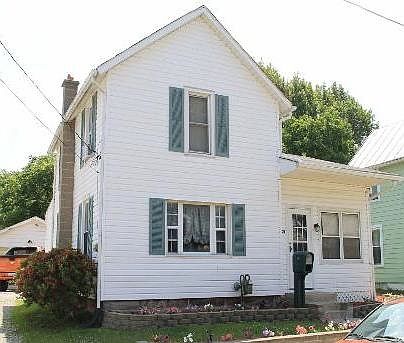 1st image of 21 Oak St
