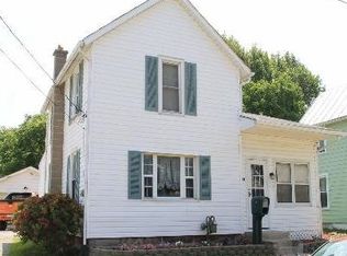 21 Oak St, Shelby, OH 44875