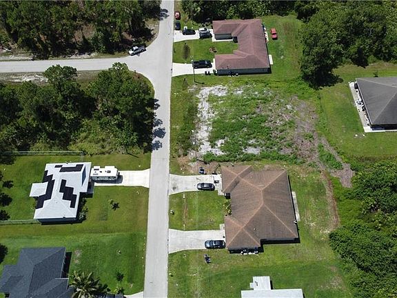 3rd image of 736/738 Holmes AVE
