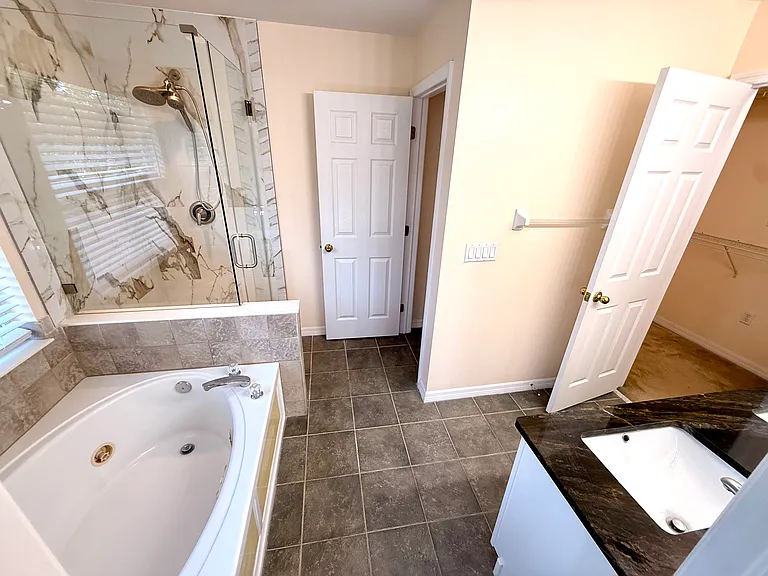 11652 Declaration Dr — Photo 59