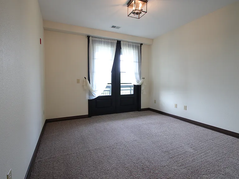 3114 S Sare Rd — Photo 16