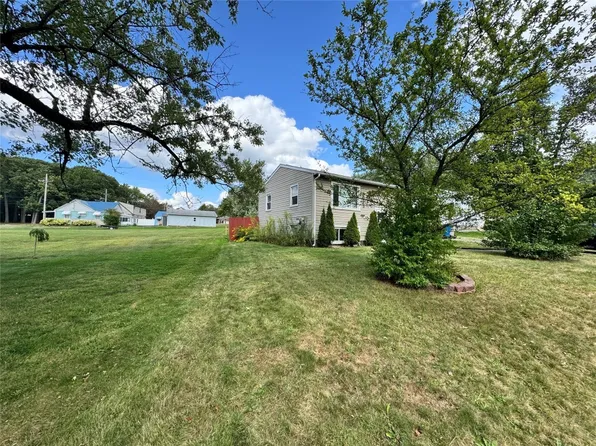 623 Russell Ave, Meadville, PA 16335