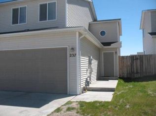 237 Hunters Way, Cheyenne, WY 82007