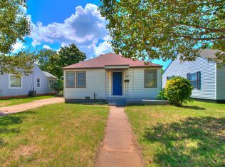 307 E Rickenbacker Dr, Midwest City, OK 73110