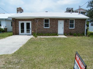313 3rd Ave N, Kure Beach, NC 28449