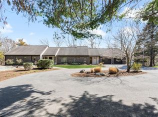 110 Jenckes Hill Rd, Lincoln, RI 02865