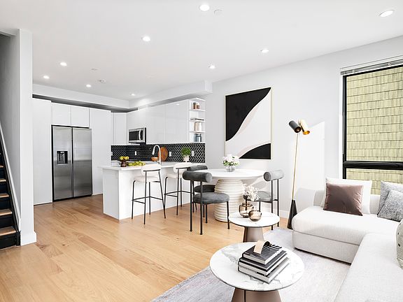 4th image of 1419 Herkimer St #2
