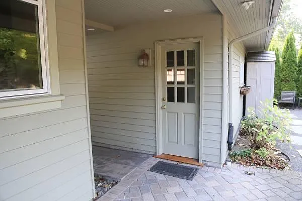 8115 SW Valley View Dr — Photo 23