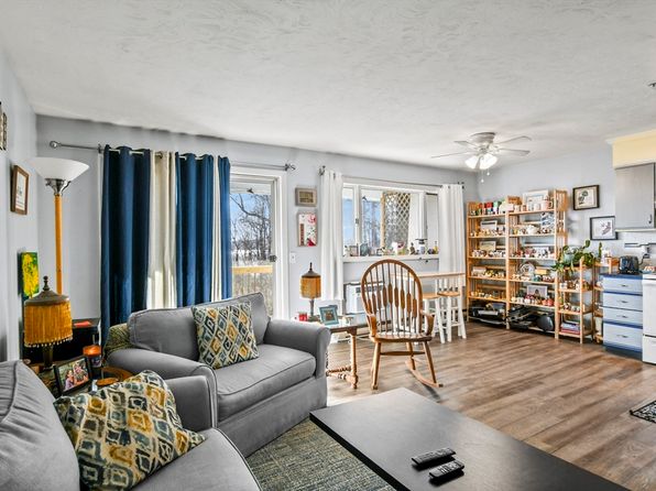 580 S Main St #408, Lanesborough, MA 01237