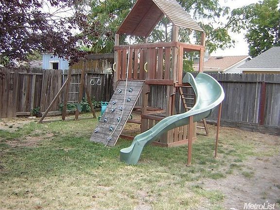 3rd image of 4963 Clearwood Way