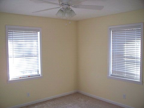 4th image of 218 Williams Ave